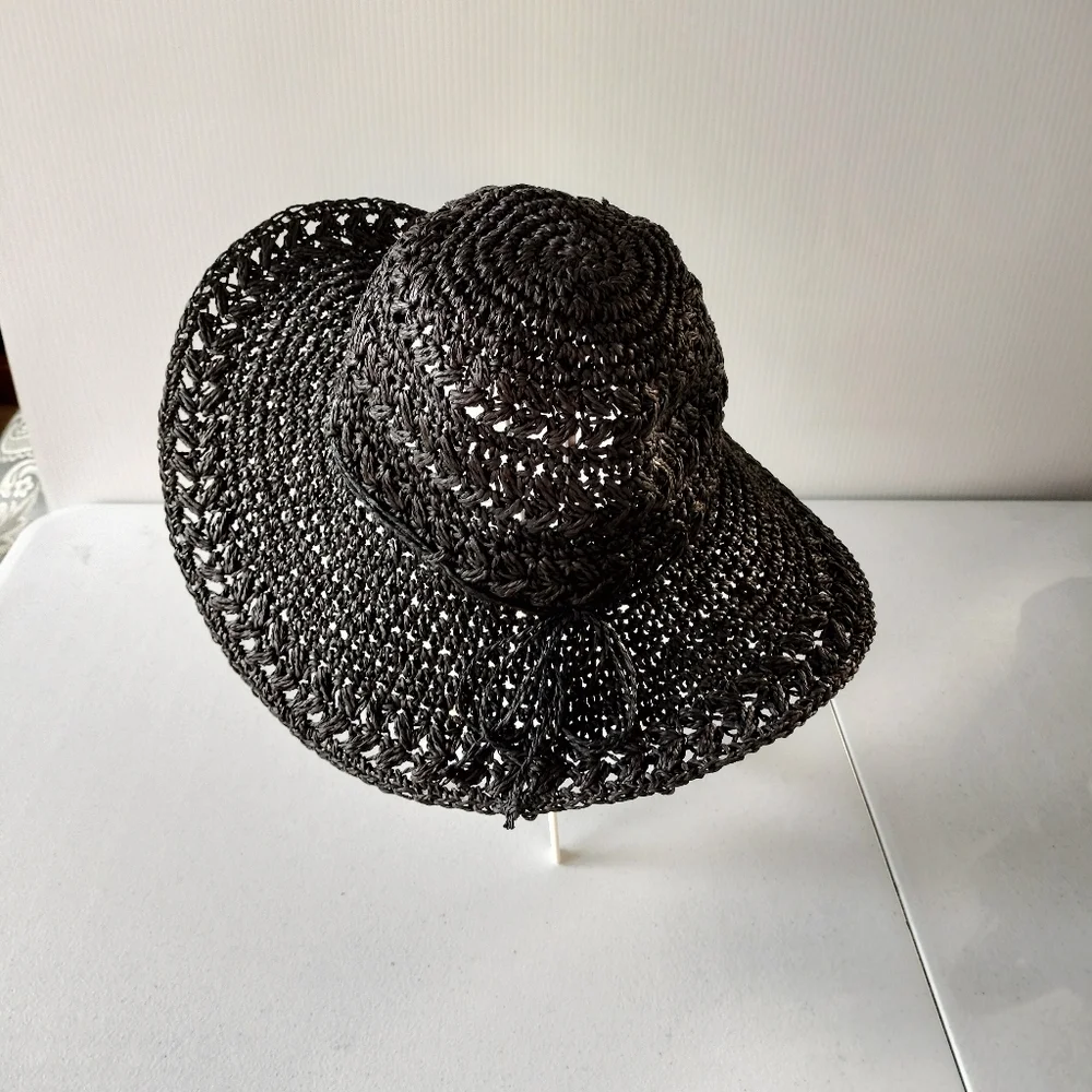 Black Woven Floppy Sun Hat Resortwear Beach Vacation Cruise Pool